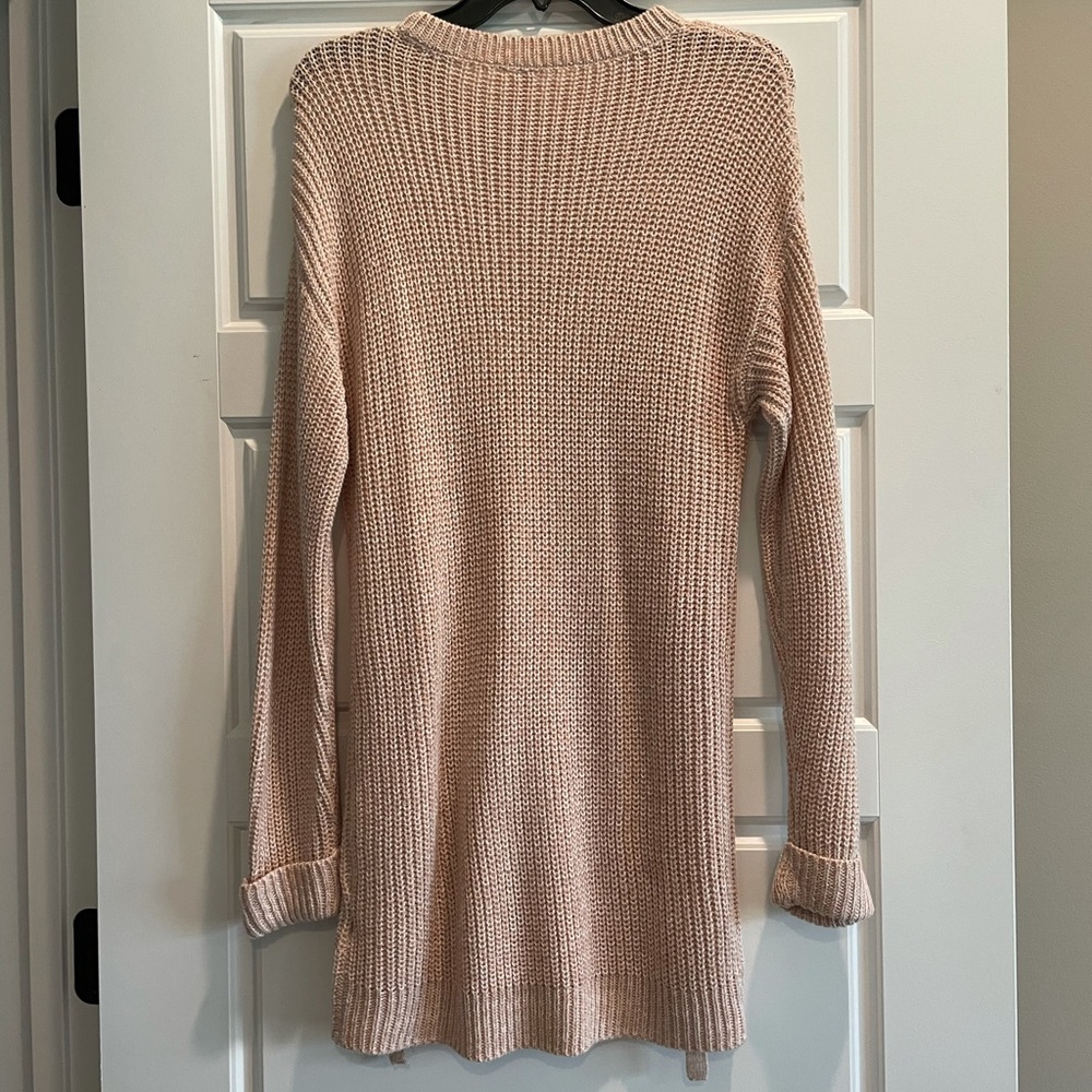 Pink Sweater - Picture 4 of 4